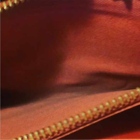 CHRISTIAN LOUBOUTIN CLASSIC WALLET - Picture 5 of 10